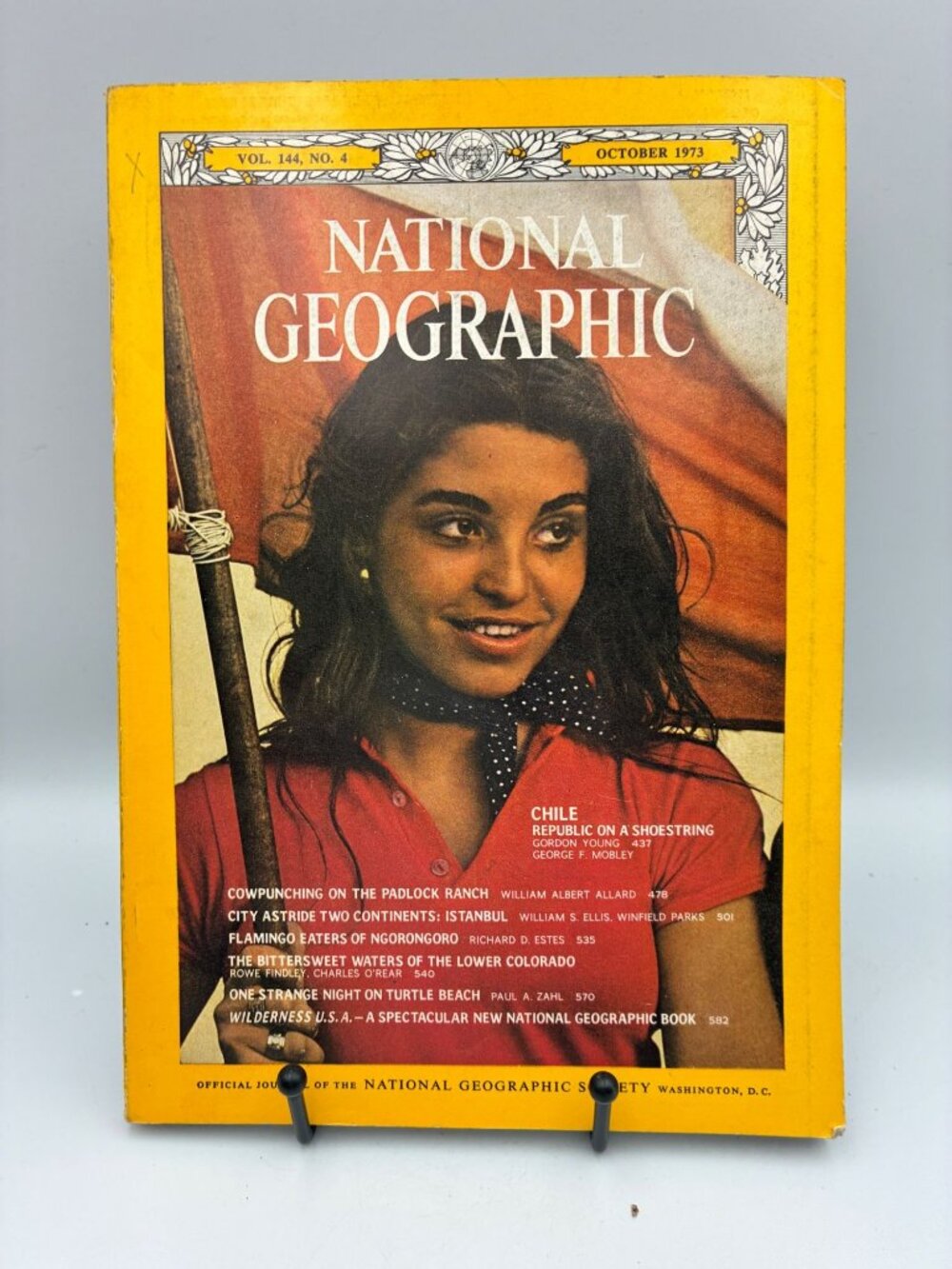 National Geographic Magazine October 1973 Vol. 144 No. 4 Pre-Owned